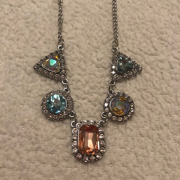 Paparazzi Posh party Avenue multi necklace with earrings - Picture 2 of 3